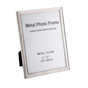 Сребърна метална рамка за снимка 15x20 см