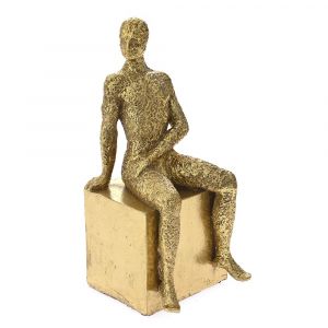 GOLD POLYRESIN SITTING MAN STATUE 11X12X25 CM