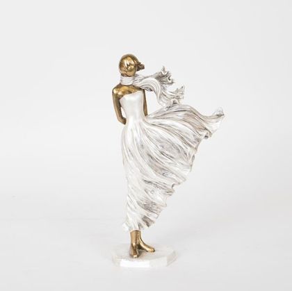 ДЕКОРАТИВНА СКУЛПТУРА, ЖЕНСКА И GOLSILVERD, 15,5x7x25cm