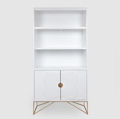 ДЪРВЕНА ЕТАЖЕРКА БЯЛО СЪС ЗЛАТИСТИ МЕТАЛНИ КРАКА 90X38X180СМ