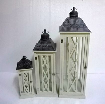 S/3 дървени фенери, бели, метални 32x32x102см / 24.5x24.5x79см / 17.5x17.5x52см