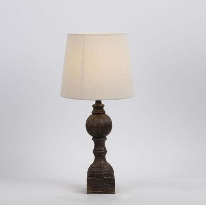 Настолна лампа от полирезин бяло-кафява 20x51см