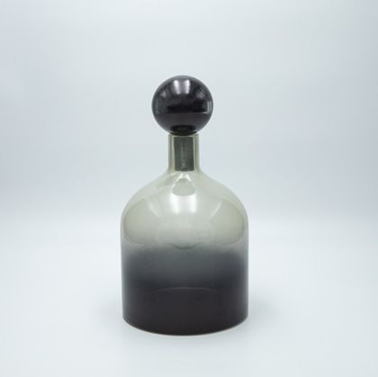 СТЪКЛЕНА ГАРАФА БЯЛО-ЧЕРНА 29X16СМ