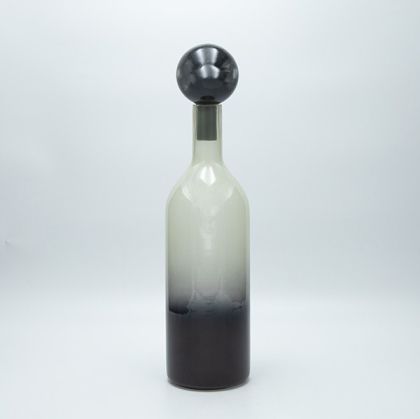 СТЪКЛЕНА ГАРАФА БЯЛО-ЧЕРНА 40X10.5СМ