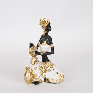 ДЕКОРАТИВНА СКУЛПТУРА, СМОЛА, ЖЕНСКО МЯСТО, БЯЛО-ЗЛАТИСТО-ЧЕРНО14x9x22,5 см