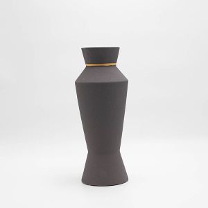ВАЗА КЕРАМИЧНА, СИВА СЪС ЗЛАТНИ ДЕТАЙЛИ, 11.5x11.5x30см