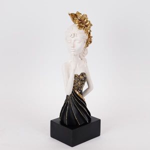 ДЕКОРАЦИЯ ЗА МАСА, СКУЛПТУРА, ЖЕНА С ЦВЕТЯ, ЧЕРНО-БЯЛО-ЗЛАТНО, 15x11x43см