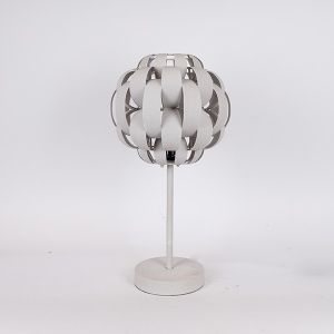 НАСТОЛНА ЛАМПА МЕТАЛ БЯЛА 32.5X32.5X59.5СМ