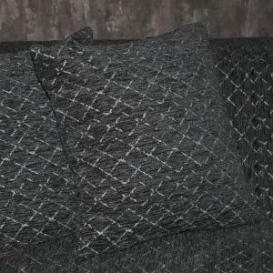 ДЕКОРАТИВНА ВЪЗГЛАВНИЦА КРЪСТ ТЪМНО СИВА 42X42