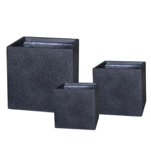КОМПЛЕКТ САКСИИ ОТ ФИБЕРГЛИНА 3БР Р: 30x30, М: 40x40, Д: 50x50 см
