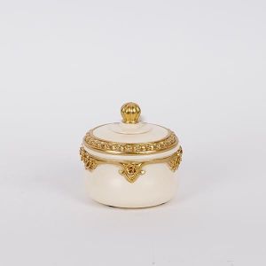 КУТИЯ ЗА ДЕКОРАЦИЯ, ПОЛИСМОЛА, БЯЛО - ЗЛАТНО, 10.2x9.8x9.5см