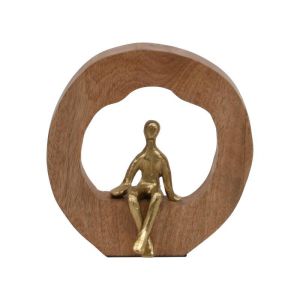 МЕТАЛНА ДЕКОРАТИВНА ФИГУРА MAN ALONE ЗЛАТИСТ ЦВЯТ С ДЪРВЕНА ОСНОВА 19X7X20СМ