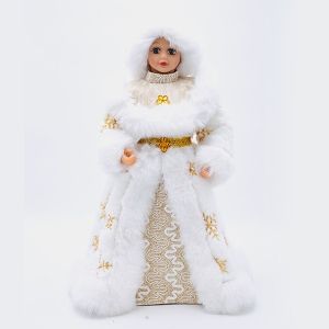 КУКЛА С БЯЛА КАЧУЛКА, 45 СМ