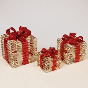 СВЕТЕЩИ ПОДАРЪЦИ 15-20-25СМ, 20/30/40 LED, КУТИЯ ЗА БАТЕРИИ 2XAA/3XAA, ТАЙМЕР, ЗЛАТИСТИ С ЧЕРВЕНА ПАНДЕЛКА, ТОПЛО БЯЛ LED, IP20