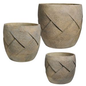 Комплект от циментови саксии/3 кафяви, релефни с кръстосън разтегнат рамк - Д:φ31x30, М:φ25.5x24.5, Ш:φ20x19.5см 54/pal