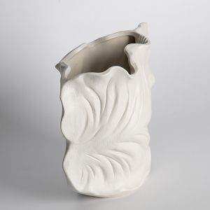 Ceramic leaf vase white 18.5x9.5x16.3cm