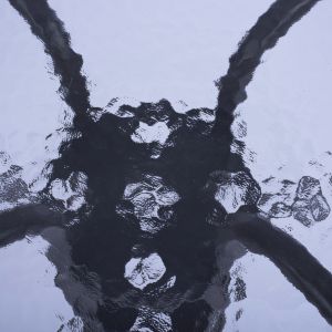Градинска метална маса със стъклен плот 70x70 Hm5146,02