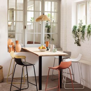 Single chandelier E27 40w in beige color