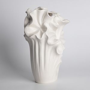 Ceramic vase white 16.2x14.5x24.5cm