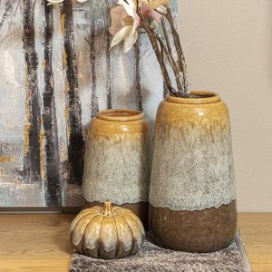 Ceramic decorative vase in brown-beige color, dimensions 19x32cm