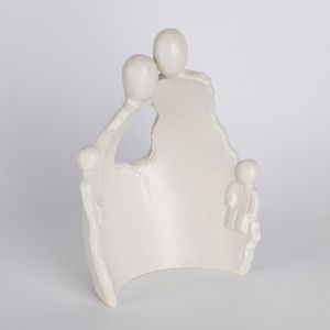 Ceramic family sculpture white 14.2x8x19.5cm