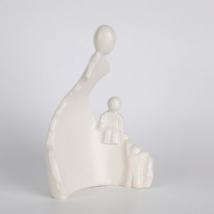 Ceramic family sculpture white 14.8x7.9x20.9cm