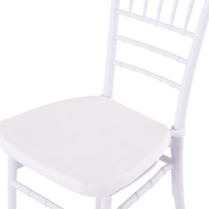 Стол Tiffany с възглавница Hm21104 бял полипропилен 39x47x89hсм.