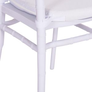 Стол Tiffany с възглавница Hm21104 бял полипропилен 39x47x89hсм.