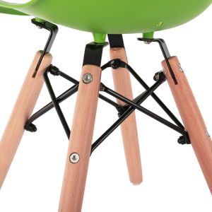 Twist Kid chair Hm8453.03 with wooden legs and green seat 30.5x33x59cm
