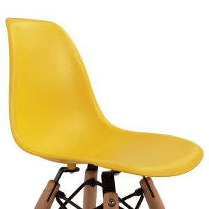 Twist Kid Chair Hm8453.04 with Wooden Legs and Yellow Pp Seat 30.5x33x59cm