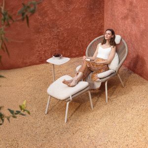 Armchair with footrest Temporal Sm6400.01 aluminum cushions with beige ivory color 83.5x91x115v