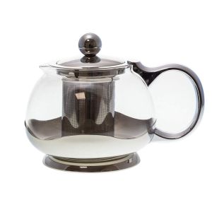 Teapot with strainer