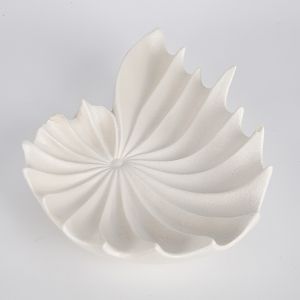 Чиния с керамична обвивка бяла 25.5x16.5x7см