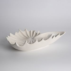 Чиния с керамична обвивка бяла 25.5x16.5x7см