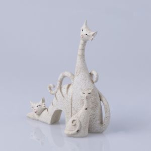 S/3 котки полирезин бяла 18.5X6.5X20.5СМ