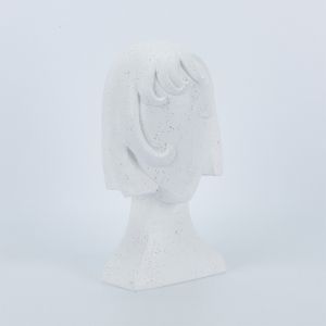 Женска фигурка от полирезин, бяла 14X12X26.3СМ