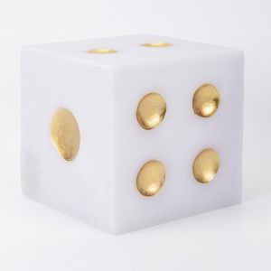 Зарчета от полирезин бяло - златни 16X16X16СМ
